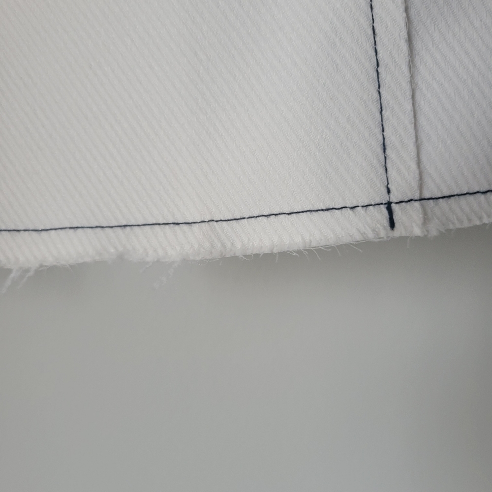 SOLD! TOPSHOP White Coat with Bold Black Stiching and Raw Unfinished Edge - Picture 5 of 16